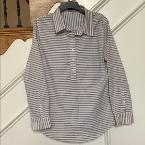 Harper 3/4 button up long sleeve shirt. Size large